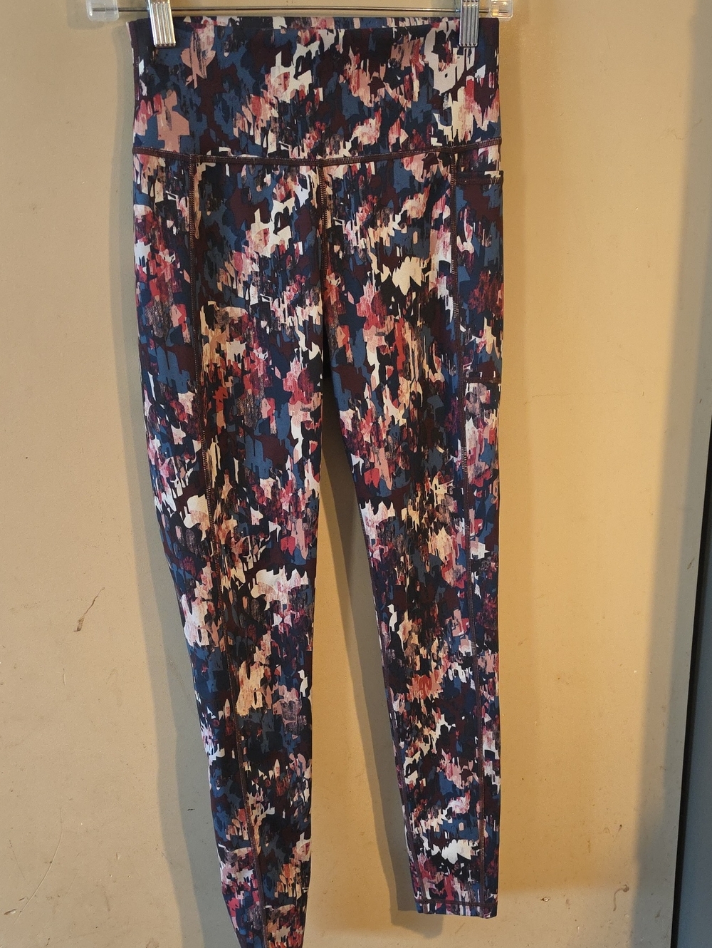 Sweaty Betty Navy, Pink and White Abstract Print Leggings